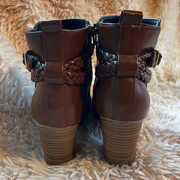 Caramel Heeled Boots - Picture 3 of 9